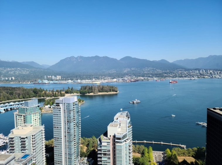 Are Presale Condos a Good Investment in Vancouver showing Vancouver scenary